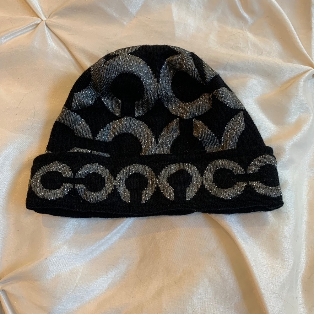 Coach Black/Silver Knit Beanie Hat sz OS